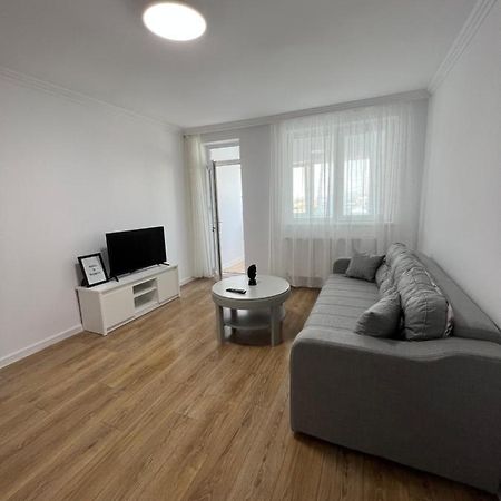 Sunny Apartment Center Suceava Exterior photo
